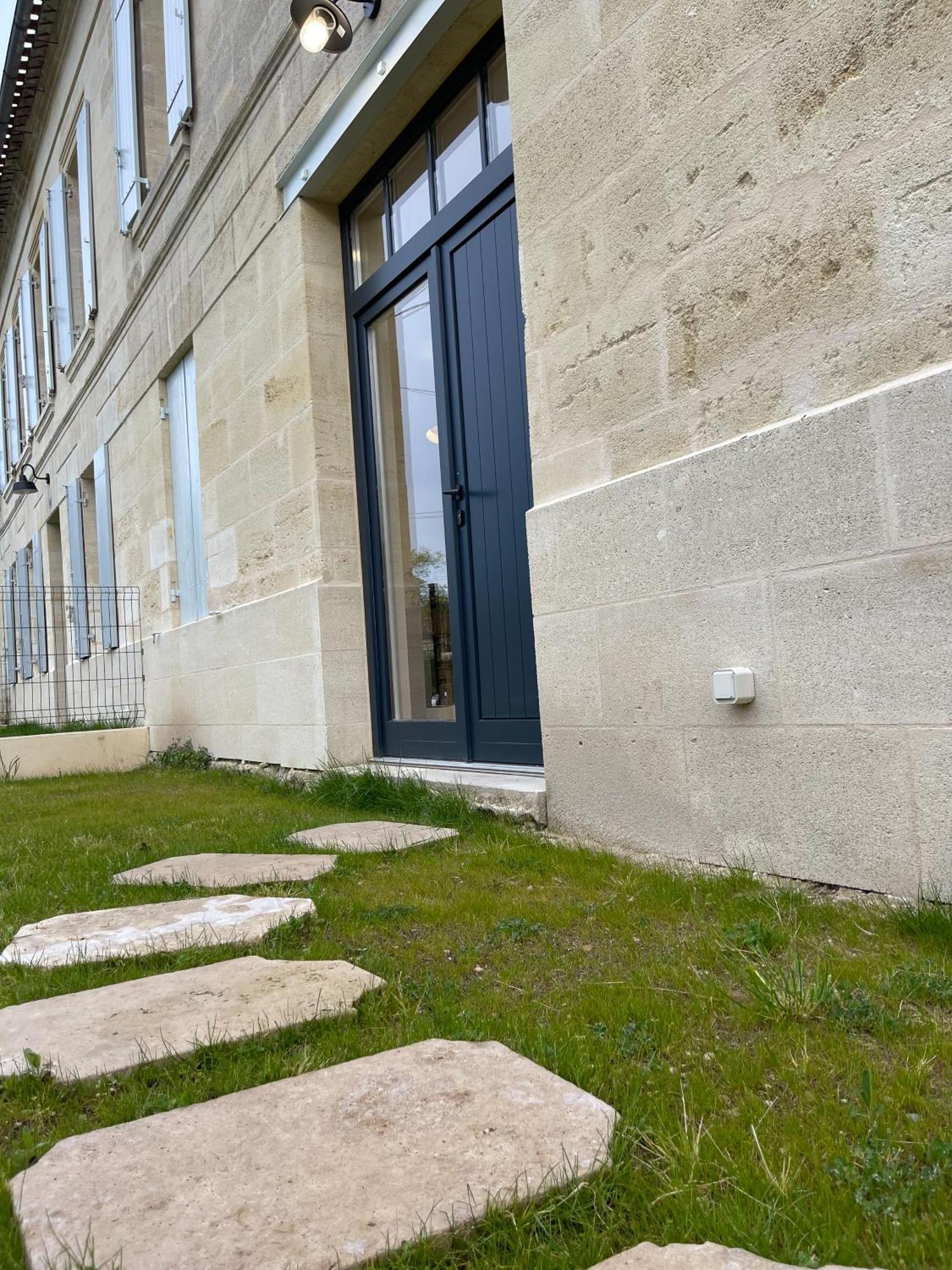 Maison Cosy Avec Vue Sur Les Vignes. リブルヌ エクステリア 写真