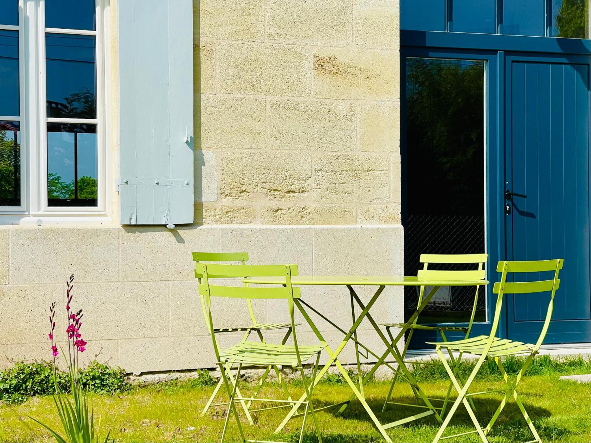 Maison Cosy Avec Vue Sur Les Vignes. リブルヌ エクステリア 写真